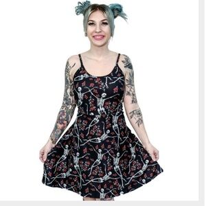 🌹💀Too Fast “Bed of Roses” Skater Dress